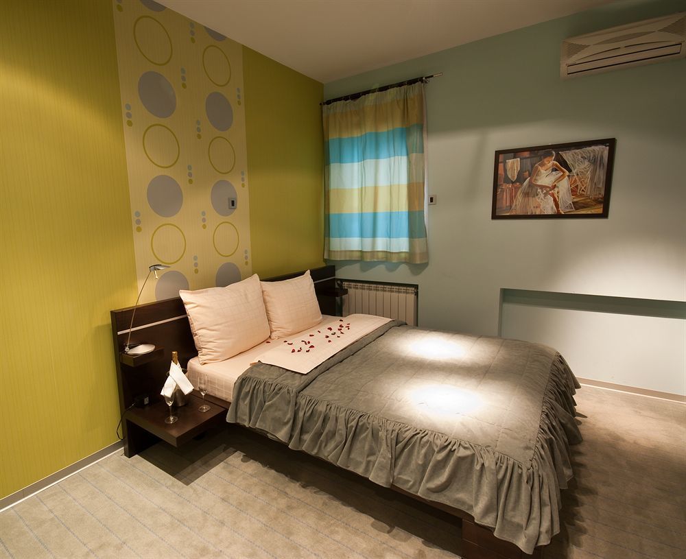 City Code In Joy Belgrad Exterior foto